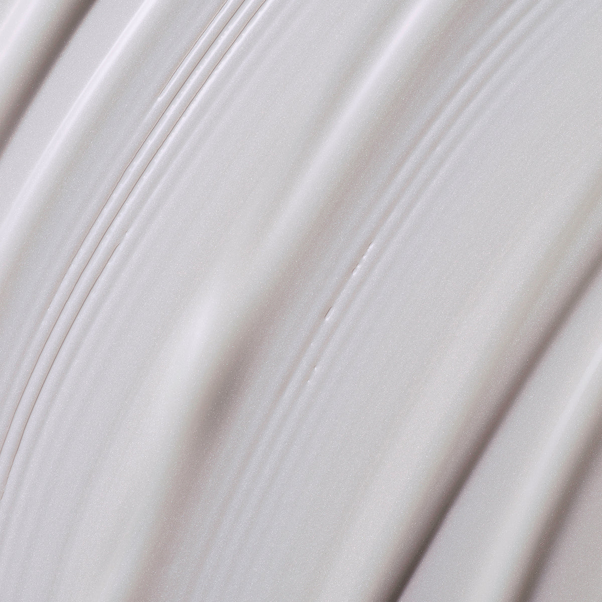 SilkSerum-Aug26-Ppage-Texture.jpg