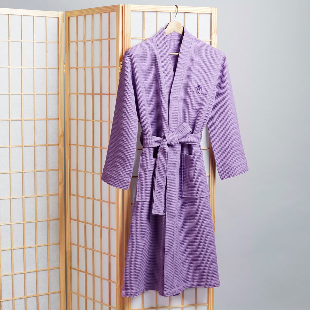 Tatcha-Robe-pdp-Craftmanship-1200x1200-1.jpg